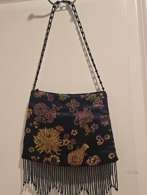 Black Floral Embroidered Beaded Fringe Evening Clutch